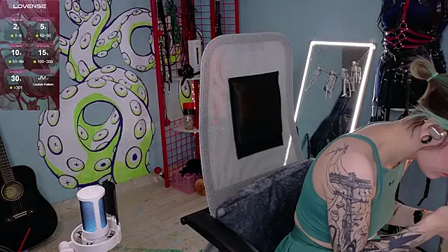 Snapshot of Cumpotik_Eve chatting on 02/16/26, 05:28 Cumpotik Eve online show from 02/16/26, 05:28