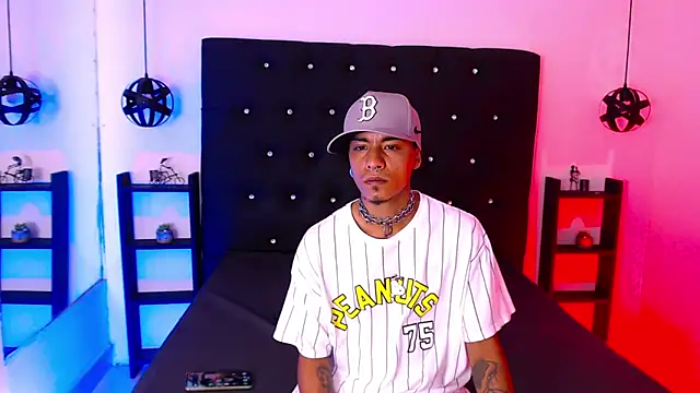 Mowgli FFun online show from 09/23/25, 03:13