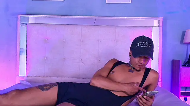 Mowgli FFun online show from 10/12/25, 03:13