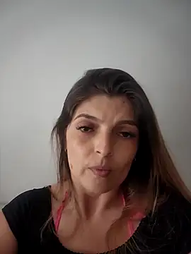 Lizzymontanaa online show from 12/17/25, 09:31