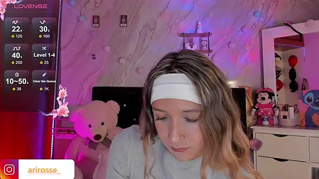 Snapshot of ariana_rosse__ chatting on 01/14/26, 03:21 ariana rosse online show from 01/14/26, 03:21