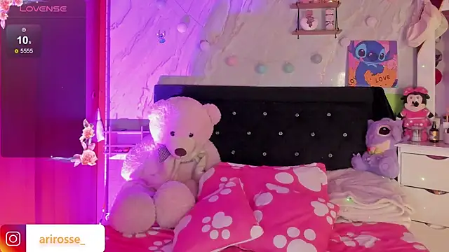 Snapshot of ariana_rosse__ chatting on 02/07/26, 02:30 ariana rosse online show from 02/07/26, 02:30