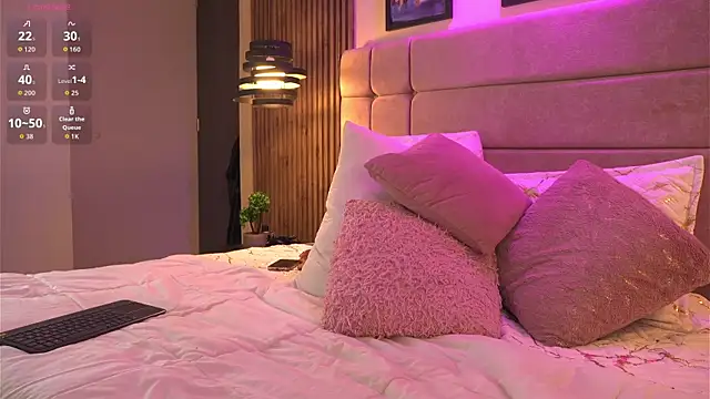 Chloe Cherry21 online show from 11/08/25, 04:05