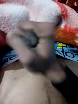 HotPrism439 online show from 11/21/25, 08:41