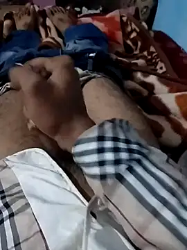 HotPrism439 online show from 11/13/25, 07:07