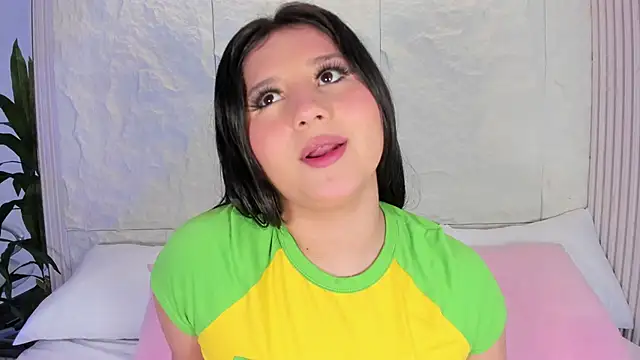 AvyMilton online show from 12/01/25, 11:33