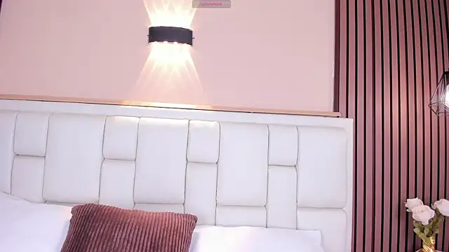 AvyMilton online show from 04/02/26, 11:50