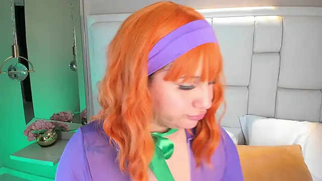 AvyMilton online show from 03/04/26, 11:51