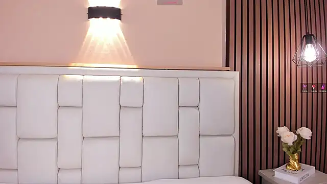 AvyMilton online show from 04/05/26, 12:01