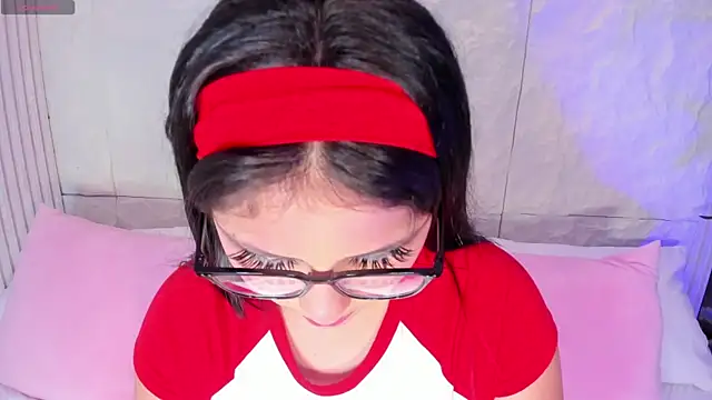 AvyMilton online show from 10/29/25, 11:53