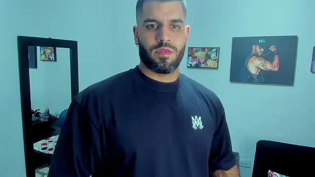 SamirHazard97 online show from 10/29/25, 08:52