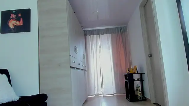 Snapshot of SamirHazard97 chatting on 02/13/26, 07:58 SamirHazard97 online show from 02/13/26, 07:58