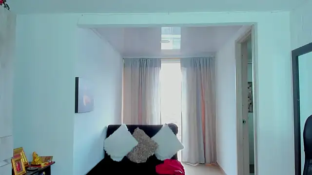 Snapshot of SamirHazard97 chatting on 01/09/26, 06:59 SamirHazard97 online show from 01/09/26, 06:59