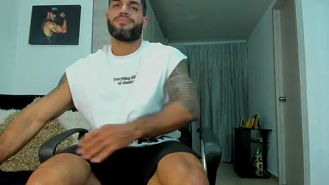 Snapshot of SamirHazard97 chatting on 02/21/26, 02:57 SamirHazard97 online show from 02/21/26, 02:57