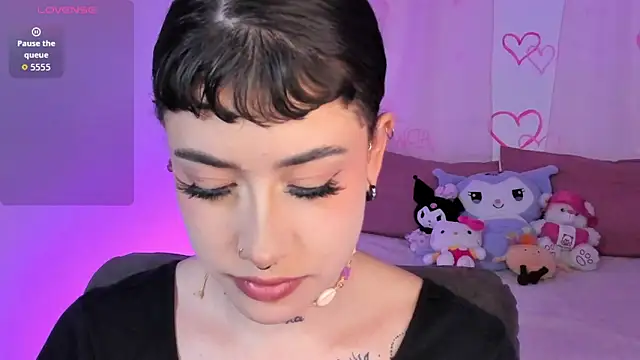 melody suarez online show from 09/12/25, 11:04