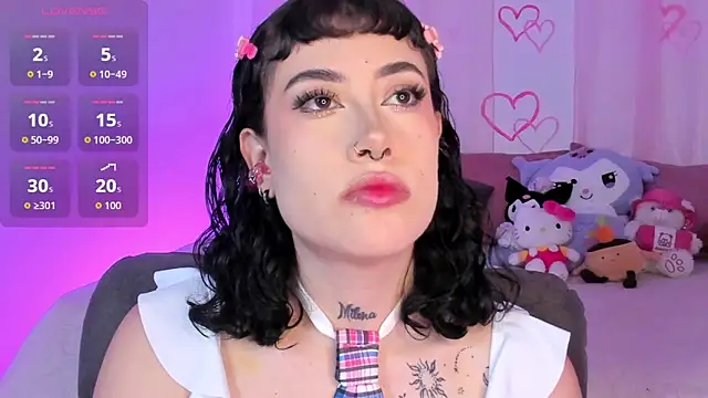 melody suarez online show from 09/13/25, 10:43