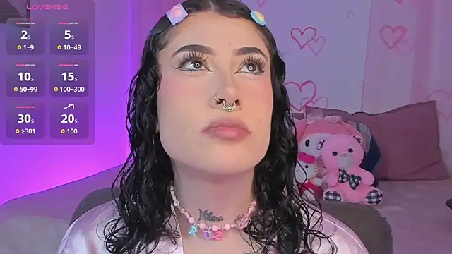 melody suarez online show from 11/20/25, 11:03