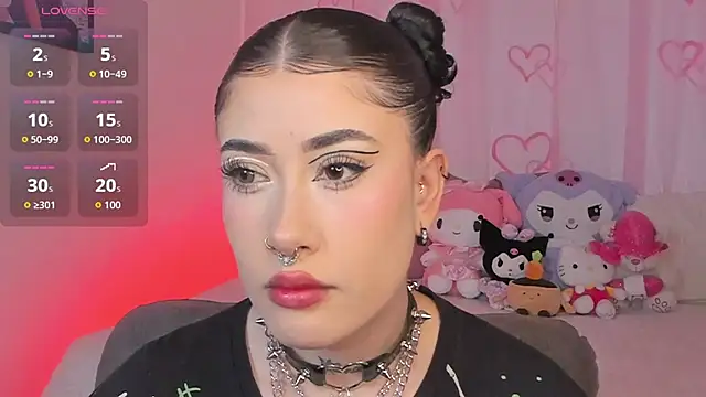 melody suarez online show from 11/08/25, 10:57