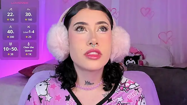 melody suarez online show from 11/02/25, 10:26