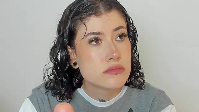 melody suarez online show from 02/24/25, 07:41