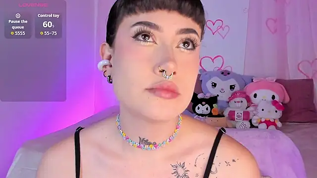 melody suarez online show from 10/08/25, 11:27