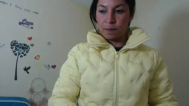 Snapshot of michel_ex33 chatting on 10/29/25, 09:14 michel ex33 online show from 10/29/25, 09:14