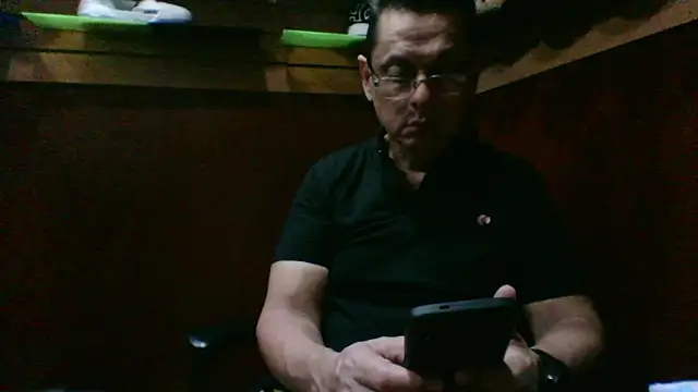 Snapshot of MarcusKelvin chatting on 09/13/25, 12:38 MarcusKelvin online show from 09/13/25, 12:38