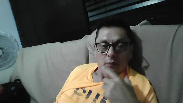 Snapshot of MarcusKelvin chatting on 10/11/25, 01:50 MarcusKelvin online show from 10/11/25, 01:50