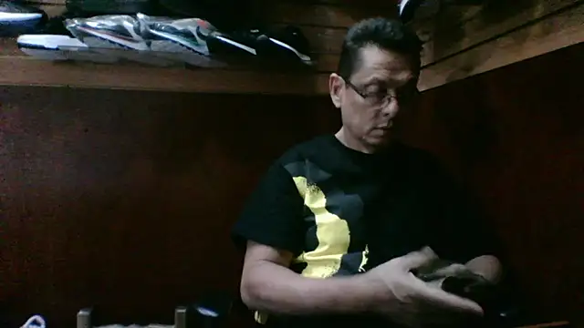 Snapshot of MarcusKelvin chatting on 09/09/25, 03:32 MarcusKelvin online show from 09/09/25, 03:32