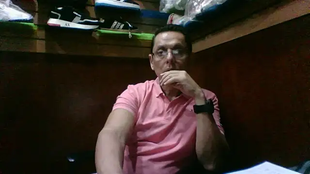 Snapshot of MarcusKelvin chatting on 11/08/25, 01:03 MarcusKelvin online show from 11/08/25, 01:03