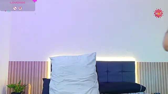 Snapshot of DIOSA-HOT chatting on 05/08/26, 10:46 DIOSA-HOT online show from 05/08/26, 10:46