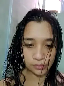 Cristal moon1 online show from 10/21/25, 05:45