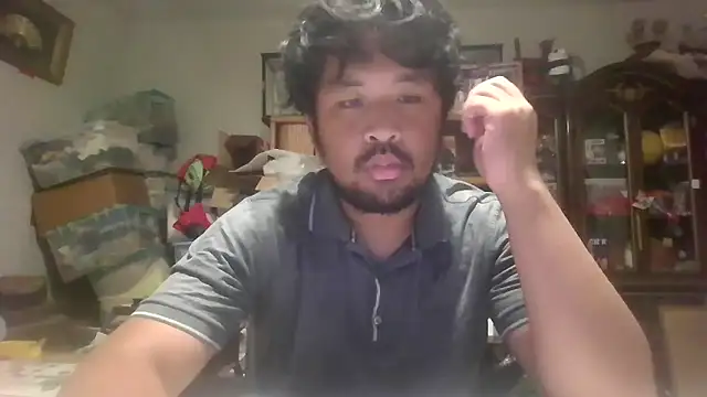 Snapshot of bigasianloads25 chatting on 05/22/26, 05:38 bigasianloads25 online show from 05/22/26, 05:38