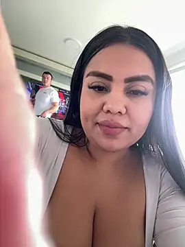 Snapshot of valeria2019hot chatting on 03/13/25, 03:28 valeria2019hot online show from 03/13/25, 03:28