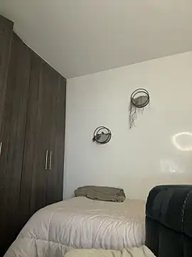 Snapshot of valeria2019hot chatting on 03/14/25, 11:32 valeria2019hot online show from 03/14/25, 11:32