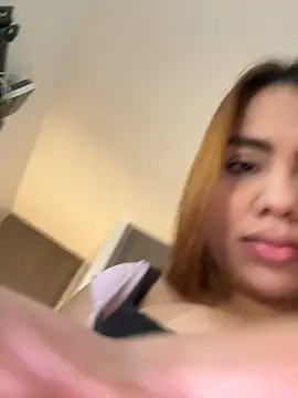 Snapshot of valeria2019hot chatting on 03/08/26, 01:47 valeria2019hot online show from 03/08/26, 01:47