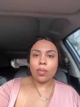 Snapshot of valeria2019hot chatting on 04/21/26, 07:20 valeria2019hot online show from 04/21/26, 07:20