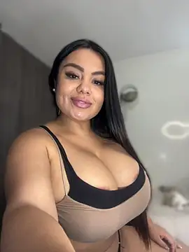 Snapshot of valeria2019hot chatting on 12/19/24, 09:06 valeria2019hot online show from 12/19/24, 09:06