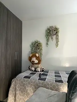 Snapshot of valeria2019hot chatting on 10/02/25, 04:21 valeria2019hot online show from 10/02/25, 04:21