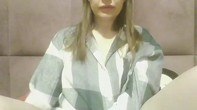 Snapshot of Sladkiegubki chatting on 02/26/25, 03:14 Sladkiegubki online show from 02/26/25, 03:14