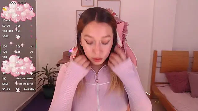 Dahlia  espresso online show from 02/12/26, 07:35