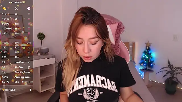 Dahlia  espresso online show from 12/19/25, 08:11