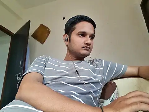 Jonrobinso online show from 10/08/25, 04:14