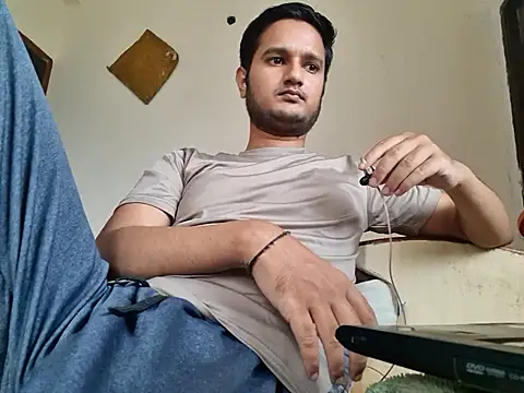 Jonrobinso online show from 10/21/25, 05:29