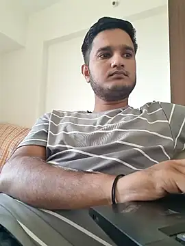 Jonrobinso online show from 04/12/26, 03:54