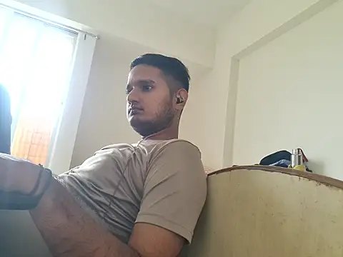 Jonrobinso online show from 06/12/26, 05:05