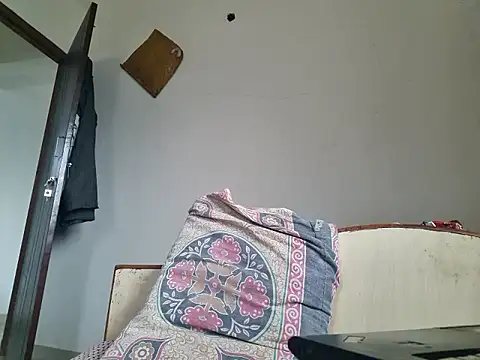 Jonrobinso online show from 10/27/25, 05:19