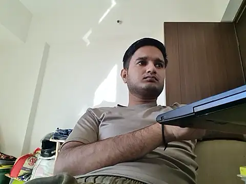 Snapshot of Jonrobinso chatting on 02/28/26, 04:12 Jonrobinso online show from 02/28/26, 04:12