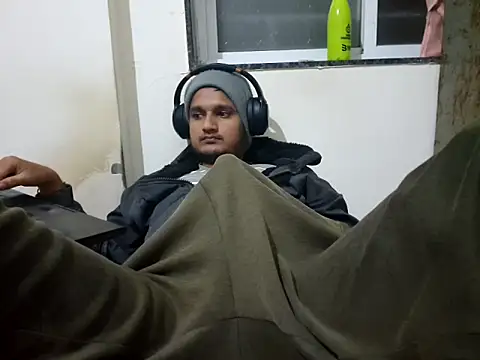 Jonrobinso online show from 11/30/25, 05:36