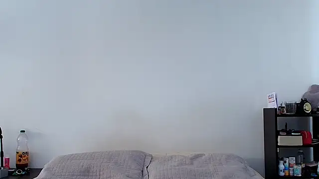 Snapshot of anika_lowen02 chatting on 02/07/25, 04:24 anika lowen02 online show from 02/07/25, 04:24